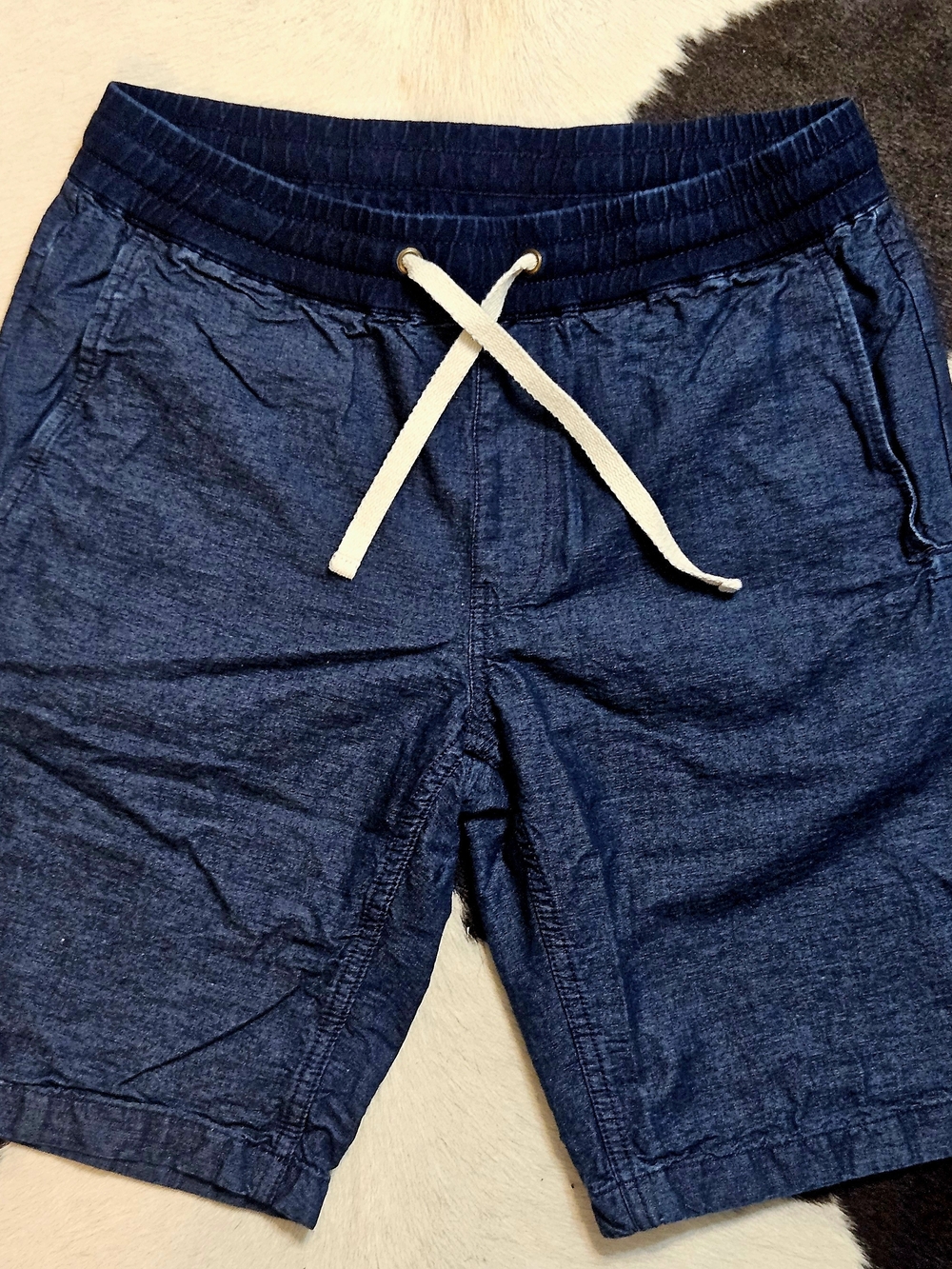 J. Crew Men's Navy Blue Hybrid Shorts with Cream Drawstring Sz SMALL
